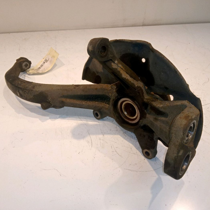 Moyeu avd occasion MAZDA 6 I phase 2 06-2005->10-2008 2.0 D 120ch GP9A33060B 2