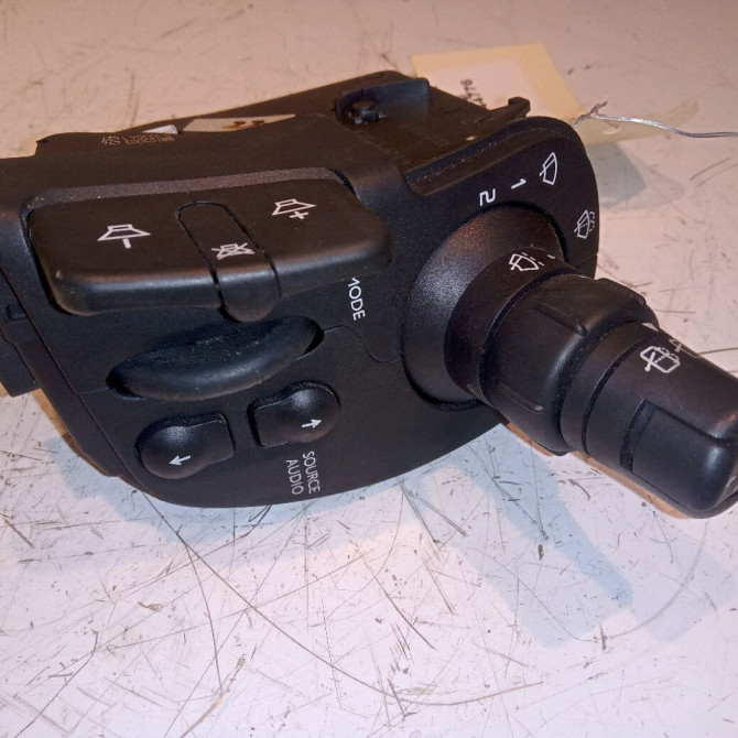 Commande essuie glace occasion RENAULT MODUS Phase 1 09-2004->12-2007 1.5 DCI 65ch 7701060097 1