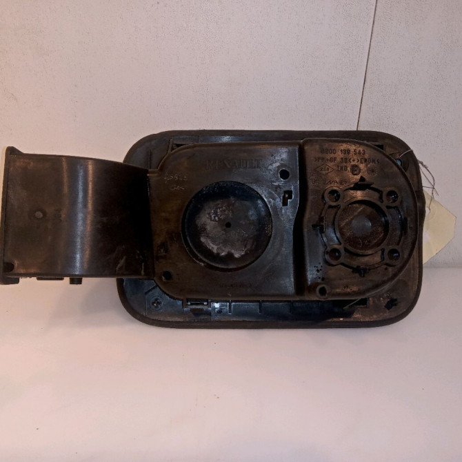 Volet de trappe carburant occasion RENAULT SCENIC II Phase 1 03-2004->09-2006 1.5 DCI 100ch 8200139542 2