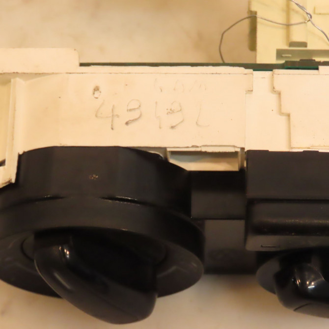 Commande de chauffage occasion VOLKSWAGEN POLO V POLO V Phase 1 2009-09-01->2014-05-31 1.2 60ch 3