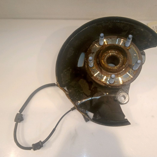 Moyeu avd occasion OPEL ASTRA IV Phase 1 01-2010->06-2012 13583479 1