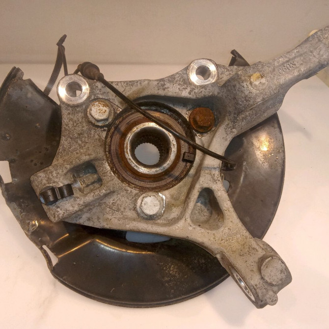 Moyeu avd occasion OPEL ASTRA IV Phase 1 01-2010->06-2012 13583479 2