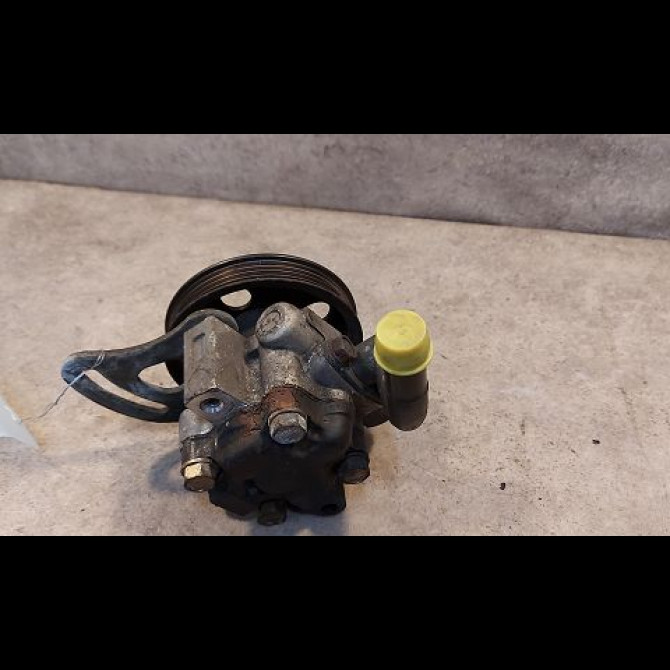 Pompe direction assistee occasion GM DAEWOO KALOS Phase 1 09-2002->12-2004 96398992 2