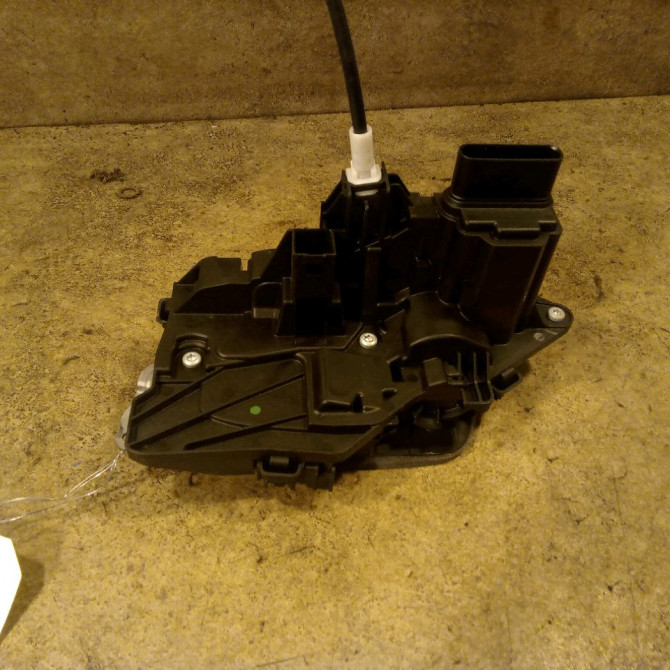 Serrure porte arg occasion VOLVO XC40 32131414 3