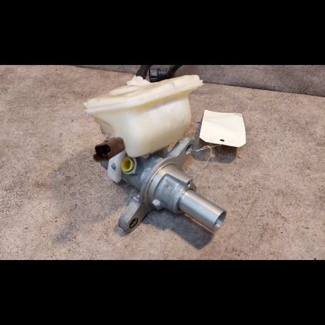 Maitre cylindre occasion CITROEN DS4 Phase 1 01-2011->03-2016 1.6 e-HDi 110ch 4601Y4 2