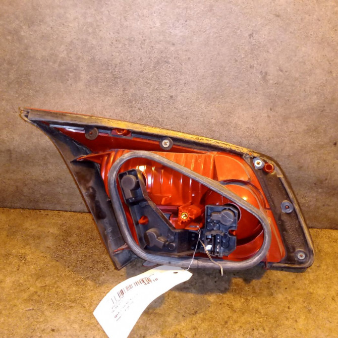 Feu arrière intérieur droit occasion RENAULT VELSATIS Phase 2 04-2005->12-2009 2.2 DCI 150ch 8200686571 2