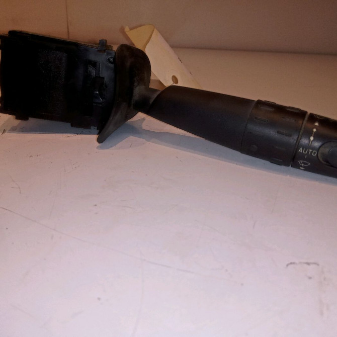 Commande essuie glace occasion PEUGEOT 406 6239A8 1