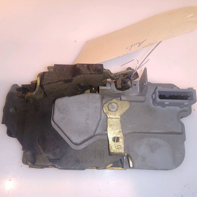 Serrure porte arg occasion PEUGEOT 206 Phase 2 02-2003->02-2009 1.4 HDI 70ch 9137E5 2