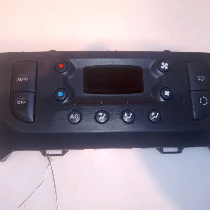 Commande de chauffage occasion RENAULT CLIO II Phase 2 06-2001->07-2006 1.5 DCI 80ch 1