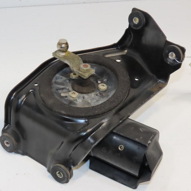 Moteur essuie-glace avant occasion MITSUBISHI SPACE STAR II Phase 1 10-1998->03-2006 1.3i 85ch MR245600 1