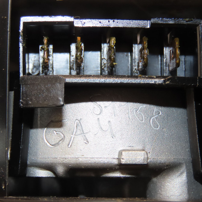 Moteur essuie-glace avant occasion MITSUBISHI SPACE STAR II Phase 1 10-1998->03-2006 1.3i 85ch MR245600 3