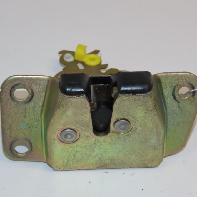 Serrure hayon occasion MITSUBISHI SPACE STAR II Phase 1 10-1998->03-2006 1.3i 85ch MR247931 1