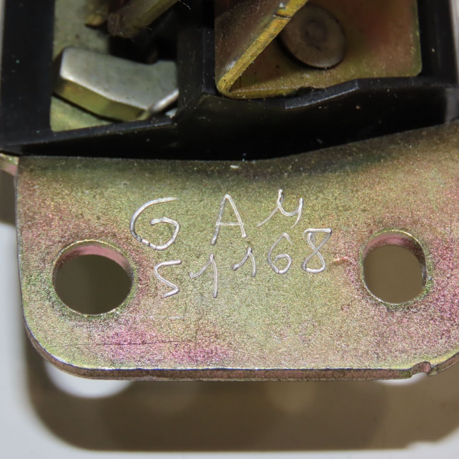 Serrure hayon occasion MITSUBISHI SPACE STAR II Phase 1 10-1998->03-2006 1.3i 85ch MR247931 3