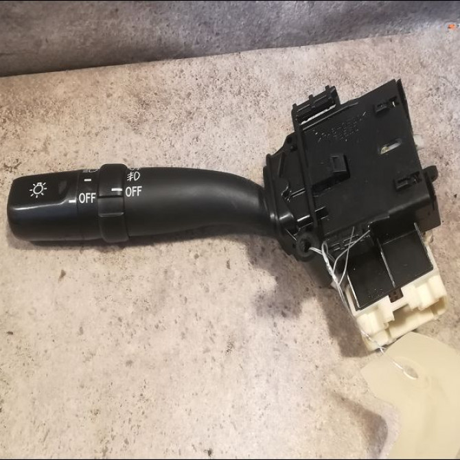 Commande clignotant occasion TOYOTA AVENSIS I Phase 2 09-2000->05-2003 2.0 D-4D 8414005110 1