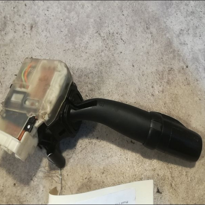 Commande clignotant occasion TOYOTA AVENSIS I Phase 2 09-2000->05-2003 2.0 D-4D 8414005110 2