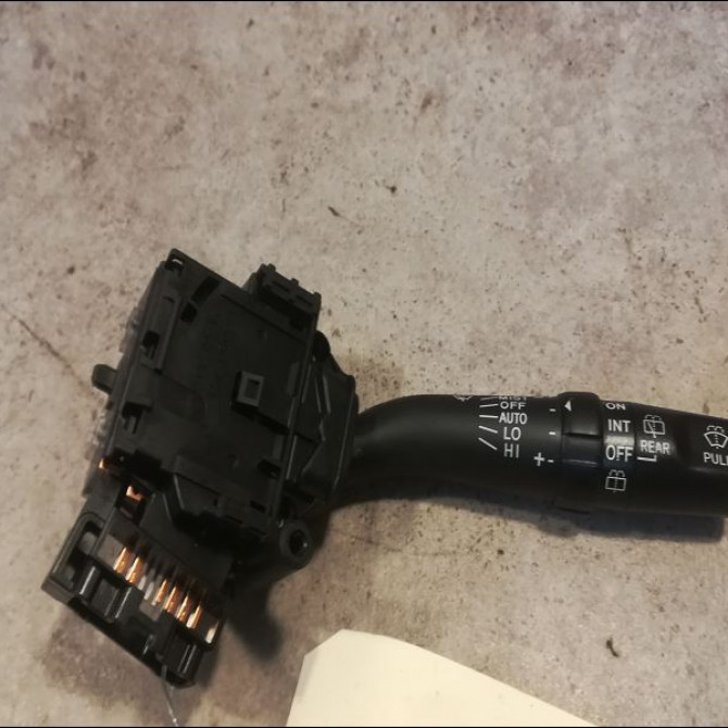 Commande essuie glace occasion TOYOTA AVENSIS I Phase 2 09-2000->05-2003 2.0 D-4D 8465205170 1