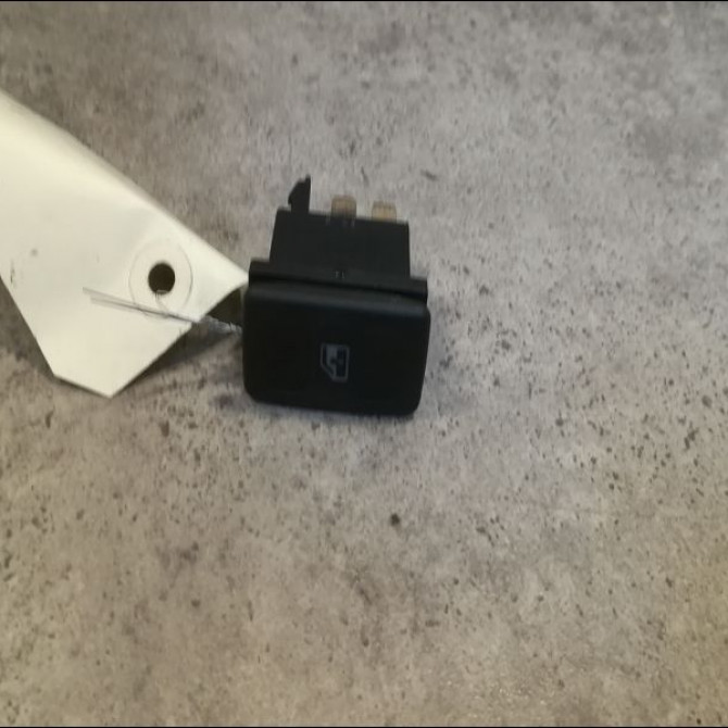 Commande lève-glace porte avant gauche occasion VOLKSWAGEN POLO III Phase 1 10-1994->11-1999 1.6 1