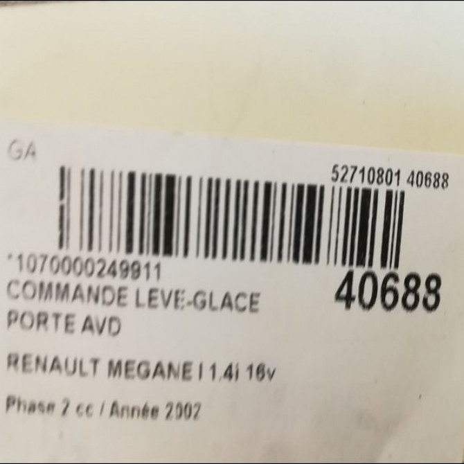 Commande lève-glace porte avant droite occasion RENAULT MEGANE I Phase 2 03-1999->06-2003 1.4i 16v 3
