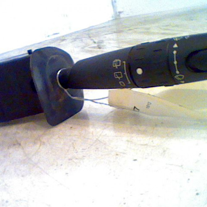 Commande essuie glace occasion CITROEN XSARA Phase 1 02-1998->09-2000 2.0 HDi 90ch 0000623961 1