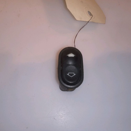 Commande lève-glace porte avant droite occasion FORD MONDEO I Phase 1 01-1993->09-1996 1.8i