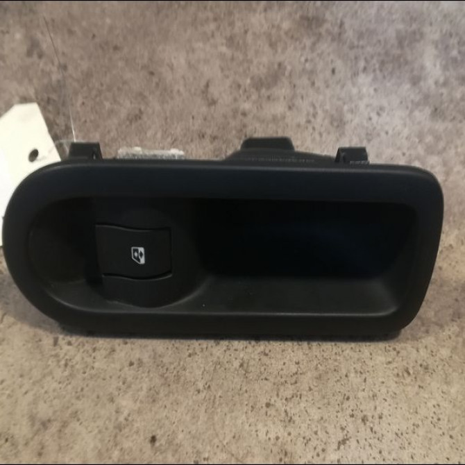 Commande leve-glace porte arrière gauche occasion RENAULT MEGANE II Phase 2 01-2006->06-2009 1.5 DCI 105ch 1