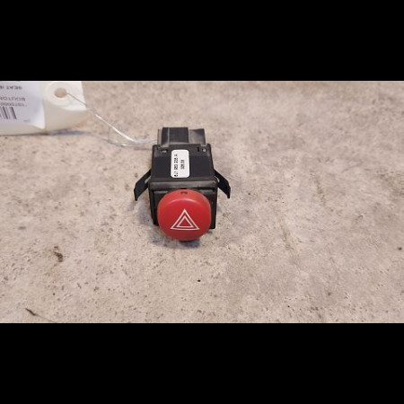 Bouton de warning occasion SEAT IBIZA III Phase 2 03-2006->06-2009 1.4 TDI 70ch 6L1953235A300