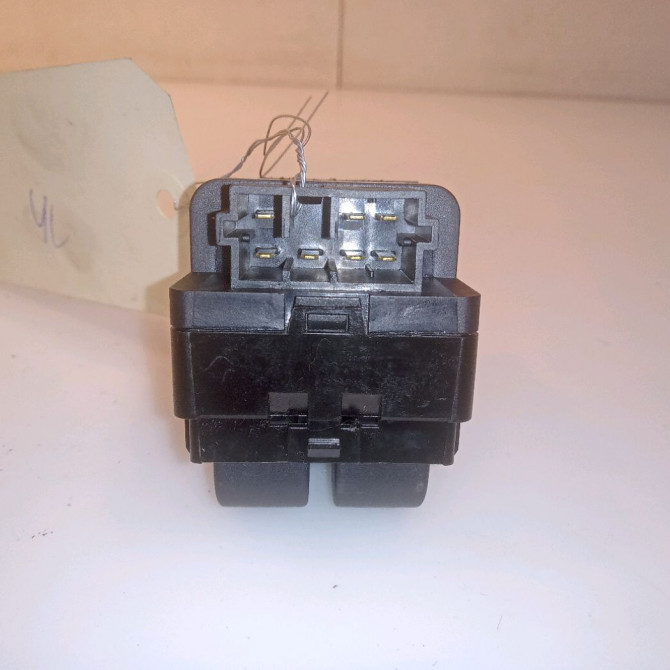 Commande lève-glace porte avant gauche occasion PEUGEOT 206 + Phase 1 03-2009->05-2013 1.4i 75ch 3