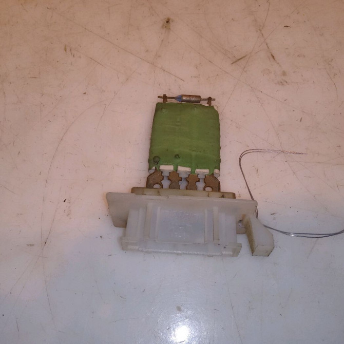Resistance de chauffage occasion DACIA LOGAN I Phase 1 06-2005->06-2008 1.4 MPI 7701060006 1