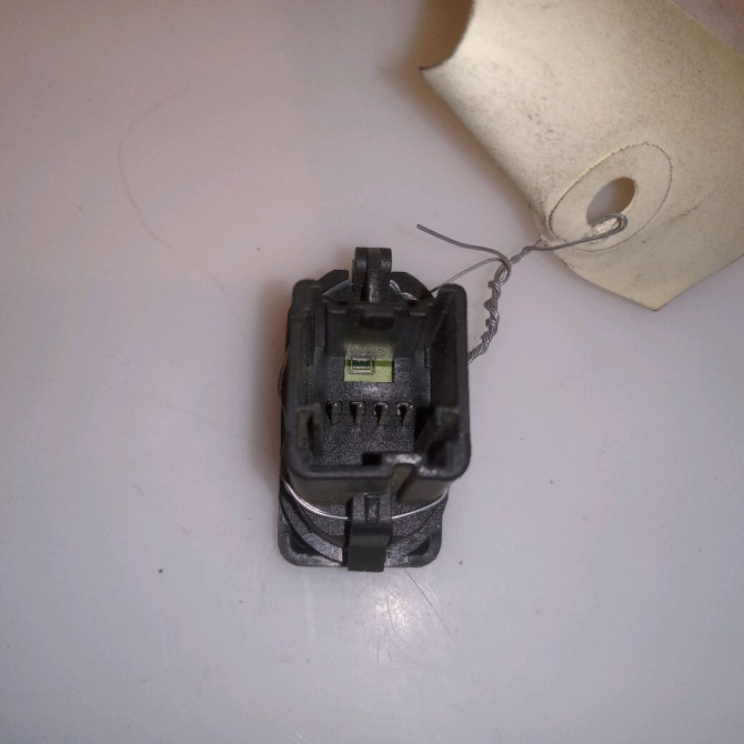 Commande leve-glace porte arrière gauche occasion FORD FOCUS II Phase 1 09-2004->12-2007 1.8 TDCI 115ch 2