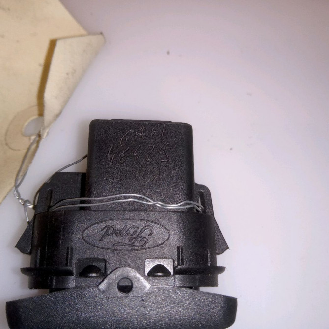 Commande leve-glace porte arrière gauche occasion FORD FOCUS II Phase 1 09-2004->12-2007 1.8 TDCI 115ch 3