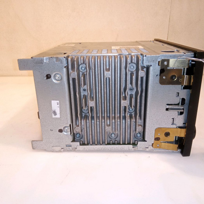 Autoradio occasion VOLKSWAGEN POLO IV Phase 2 05-2005->09-2009 1.4 TDI 70ch 4