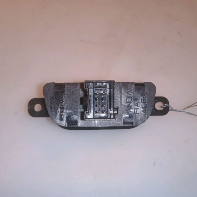 Bouton de warning occasion ALFA ROMEO MI.TO MI.TO Phase 1 2008-09-01->2016-12-31 1.3 JTDM 95ch 156087359 2