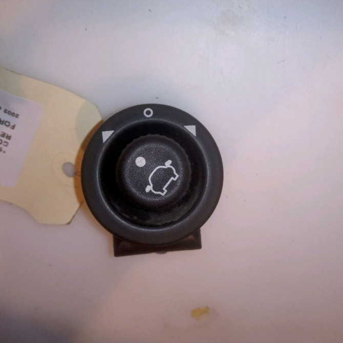 Commande rétroviseurs extérieures électriques occasion FORD FOCUS II Phase 1 09-2004->12-2007 4495427 1