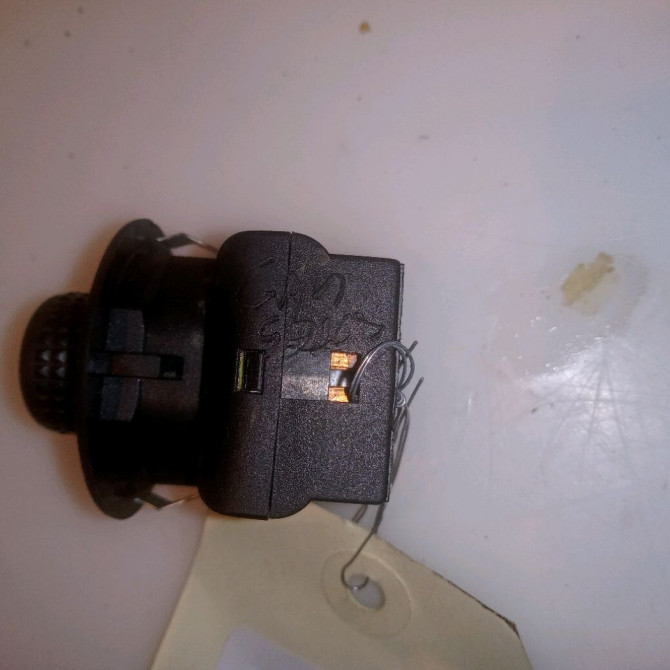 Commande rétroviseurs extérieures électriques occasion FORD FOCUS II Phase 1 09-2004->12-2007 4495427 3