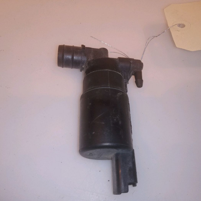 Pompe lave-glace avant occasion TOYOTA AYGO I Phase 1 06-2005->11-2009 1.0 VVTI 853300H020 3