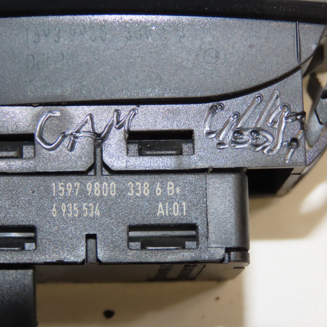 Commande lève-glace porte avant droite occasion B.M.W. SERIE 3 V Phase 1 03-2005->09-2008 61316945876 3