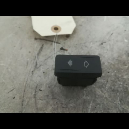 Commande lève-glace porte avant droite occasion CITROEN SAXO Phase 1 03-1996->09-1999 1.1i 6552AJ