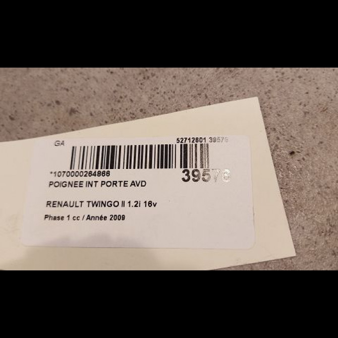 Poignee int porte avd occasion RENAULT TWINGO II Phase 1 06-2007->11-2011 1.2i 16v 75ch 8200028486 2