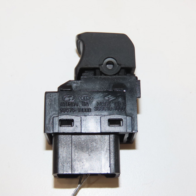 Commande leve-glace porte arrière gauche occasion HYUNDAI IX20 Phase 1 10-2010->... 1.4 CRDI 90ch 935751K000GU 2