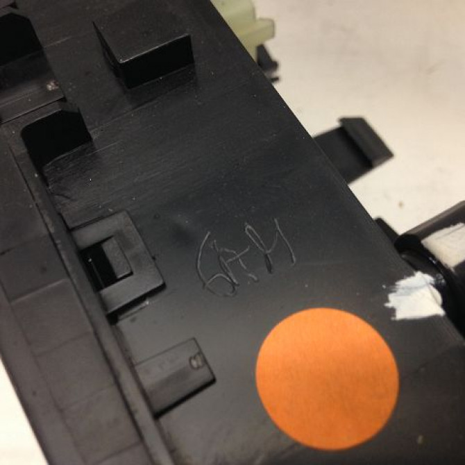 Commande de chauffage occasion PEUGEOT 207 Phase 1 04-2006->06-2013 1.6 HDI 16v 90ch 6451TL 3