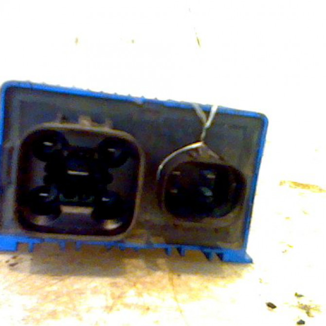 Boitier de préchauffage occasion OPEL CORSA IV Phase 1 09-2006->12-2010 1.3 CDTI 90ch 55557760 1