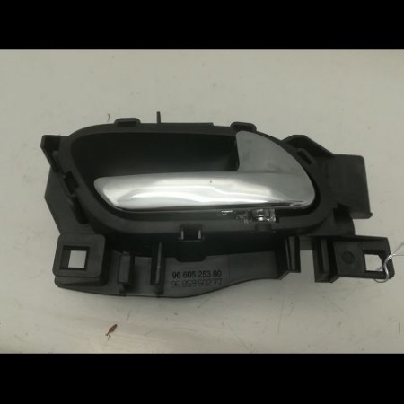 Poignee int porte avd occasion PEUGEOT RCZ Phase 1 01-2010->12-2012 9144C8