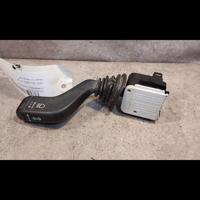 Commande clignotant occasion OPEL VECTRA II Phase 1 11-1995->02-1999 1.6i 16v 9181011 1