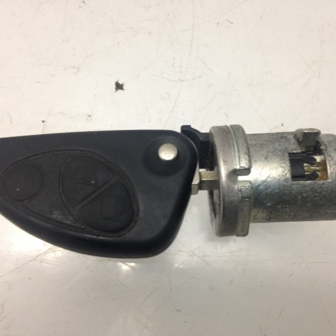 Antivol de direction occasion ALFA ROMEO 147 Phase 1 09-2000->09-2004 46819068 2