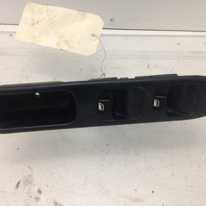 Commande lève-glace porte avant gauche occasion PEUGEOT 307 Phase 1 04-2001->06-2005 1