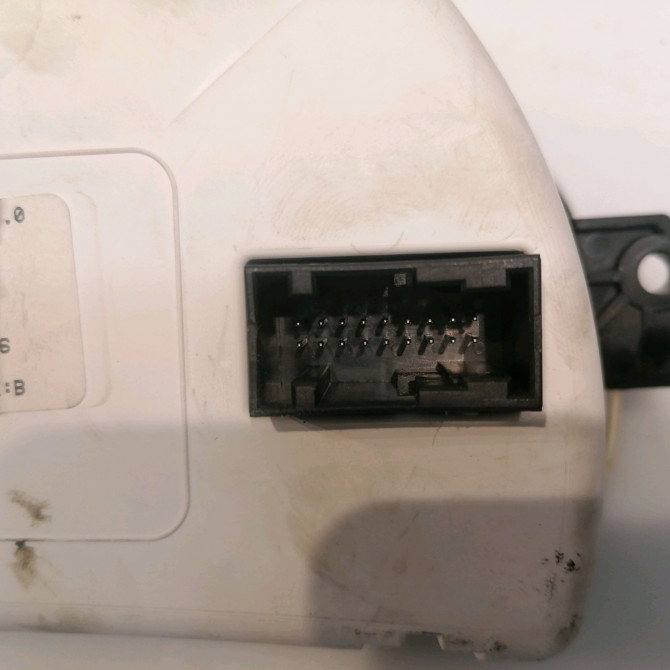 Compteur occasion CITROEN C3 I Phase 1 04-2002->10-2005 1.4i 6104LW 3