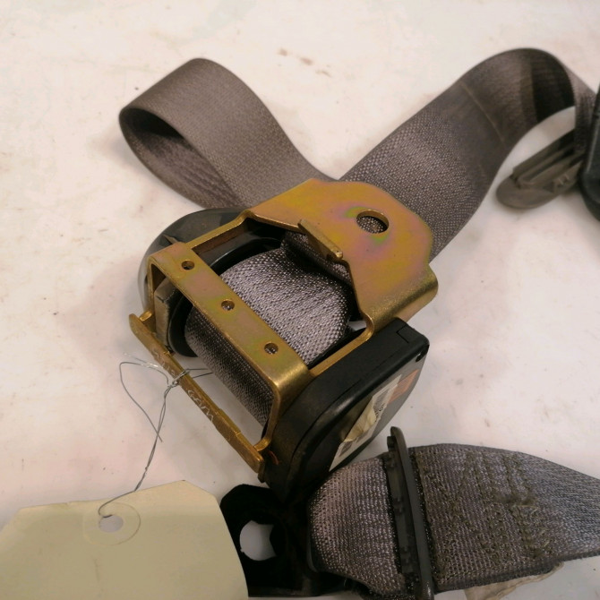 Ceinture arrière gauche occasion CHRYSLER PT CRUISER Phase 1 09-2000->12-2005 2.0 141ch RL351L8AD 3