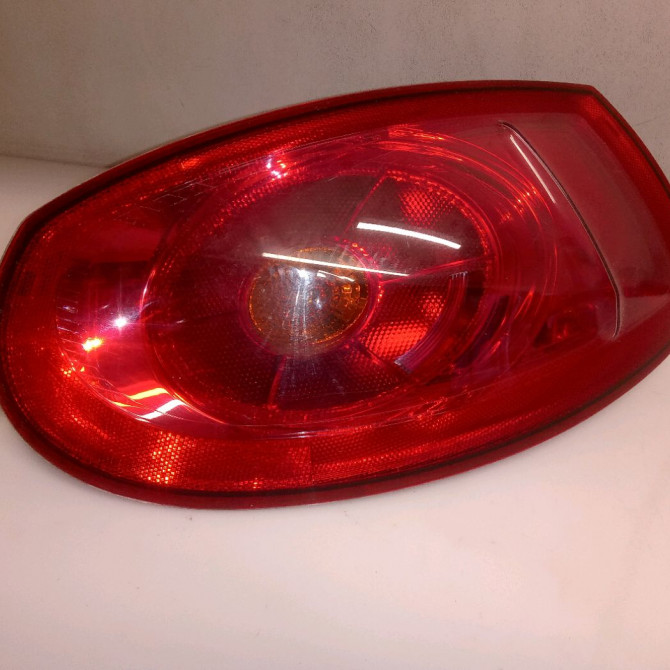 Feu arrière droit occasion FIAT BRAVO II BRAVO II Phase 1 2007-03-01->2011-12-31 1.6 DT MULTIJET 16v 105ch 51934334 1