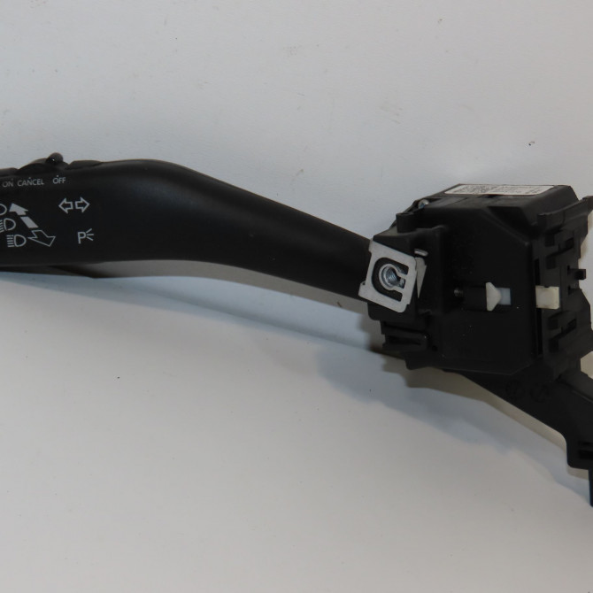 Commande clignotant occasion VOLKSWAGEN TOURAN I Phase 2 11-2006->09-2010 2.0TDi 16v 140ch 1T0941333CREH 1