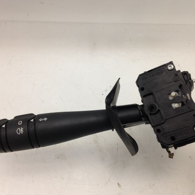 Commande clignotant occasion RENAULT CLIO CAMPUS II Phase 1 07-2006->07-2009 1.5 DCI 70ch 7701066570 1
